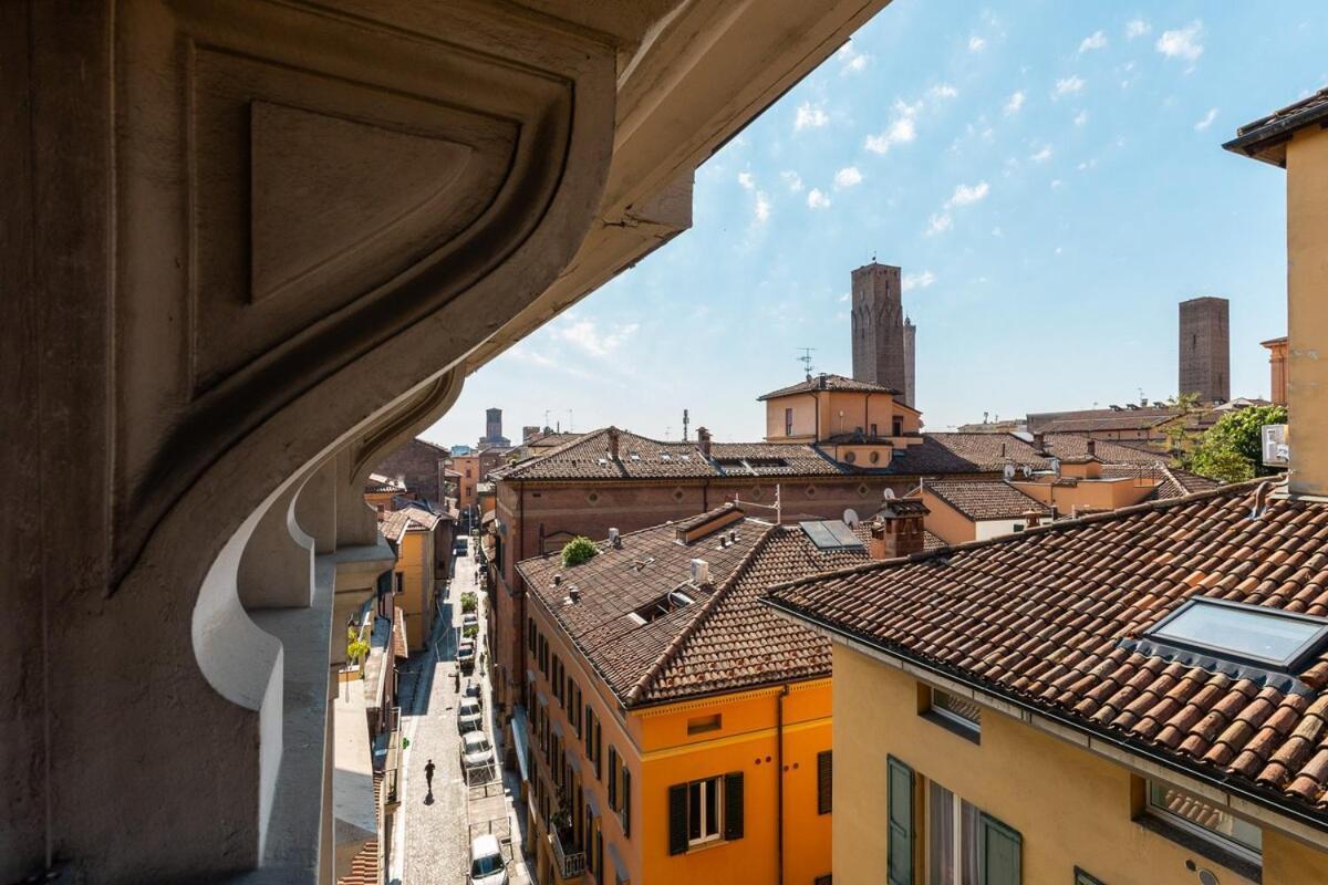 Ferienwohnung Monolocale Sui Tetti Di Bologna - Via Indipendenza Exterior foto