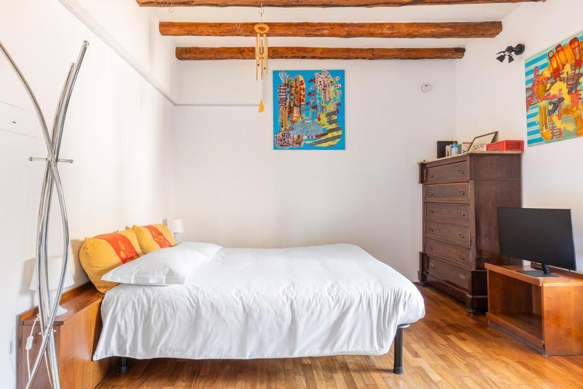 Ferienwohnung Monolocale Sui Tetti Di Bologna - Via Indipendenza Exterior foto
