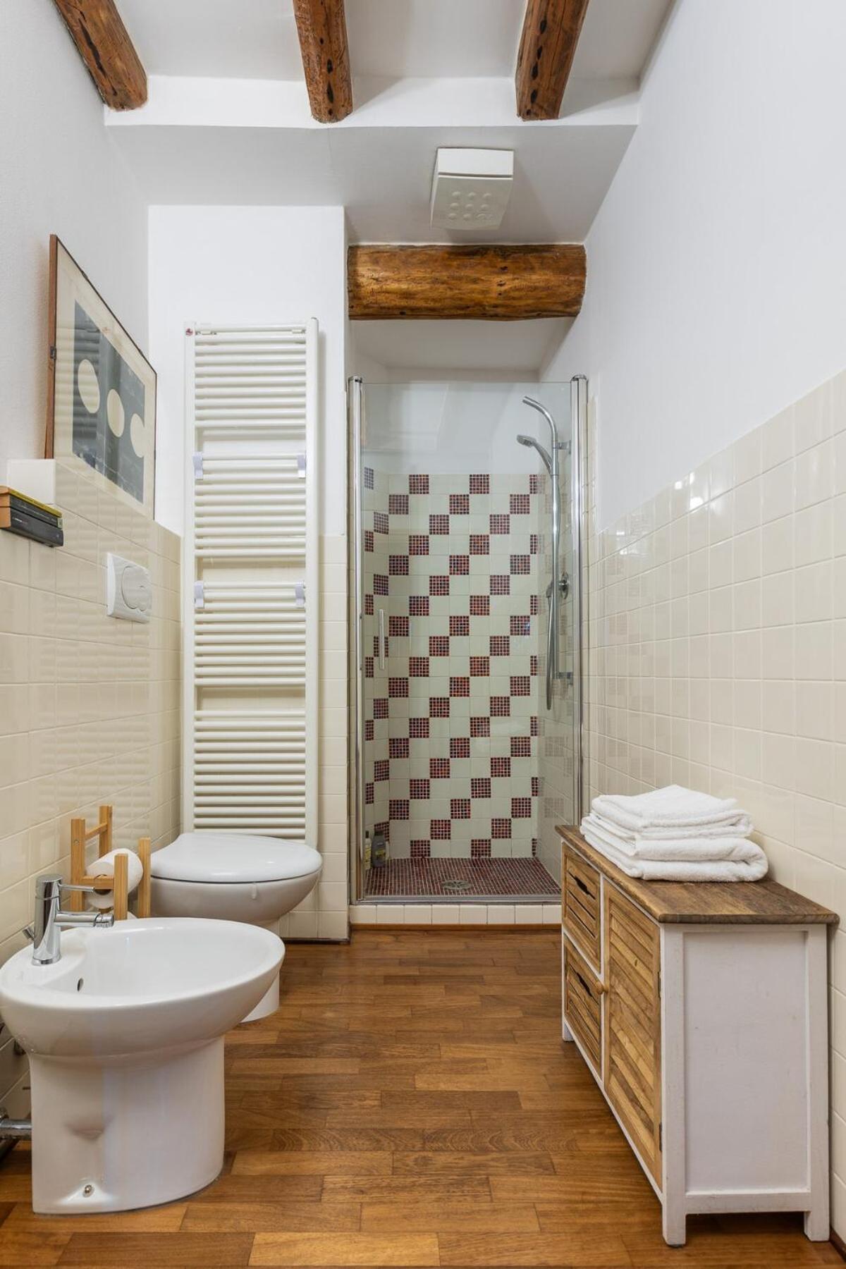 Ferienwohnung Monolocale Sui Tetti Di Bologna - Via Indipendenza Exterior foto